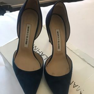Two tone blue Manila blahnik heels.